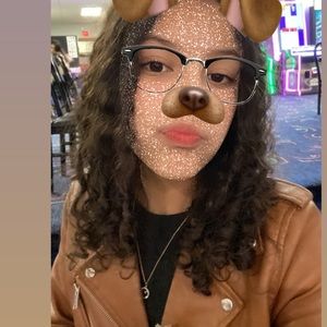 Meet your Posher, Paula